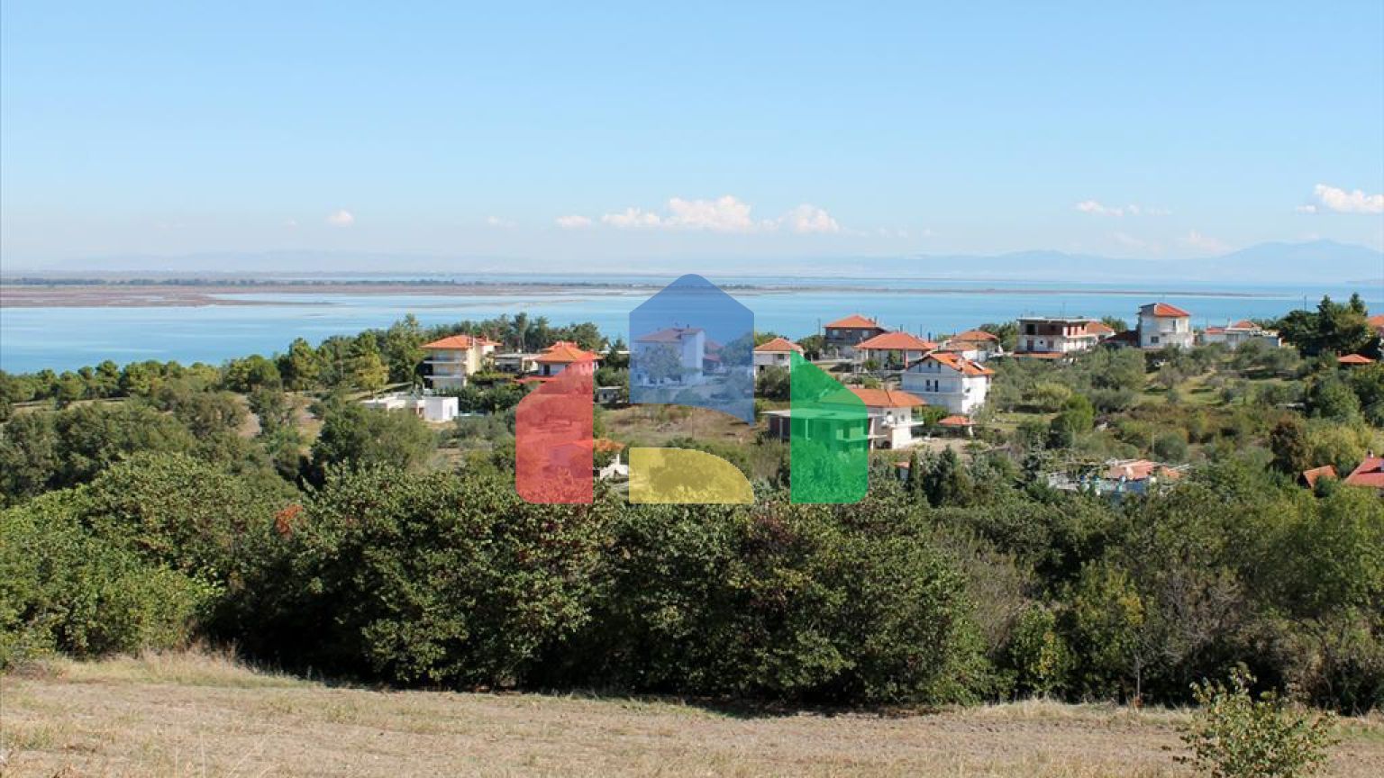 Продажа - Коттедж 360 m² на Олимпийской Ривьере