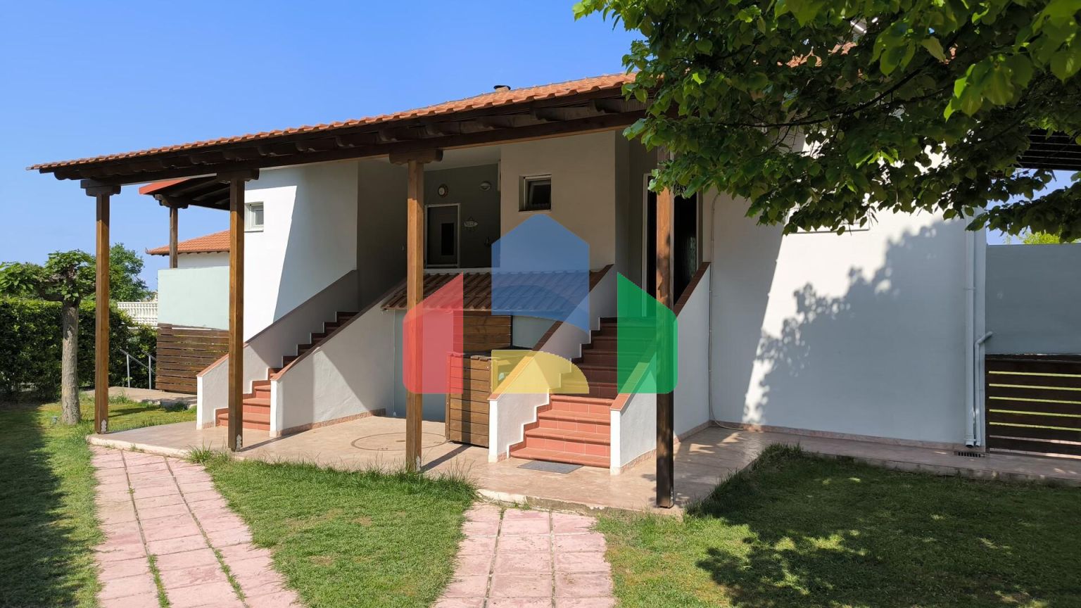 Продаж - Таунхаус 166 m² на Олімпійській Рив'єрі