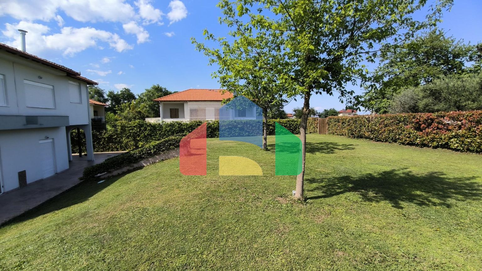 Продаж - Таунхаус 166 m² на Олімпійській Рив'єрі