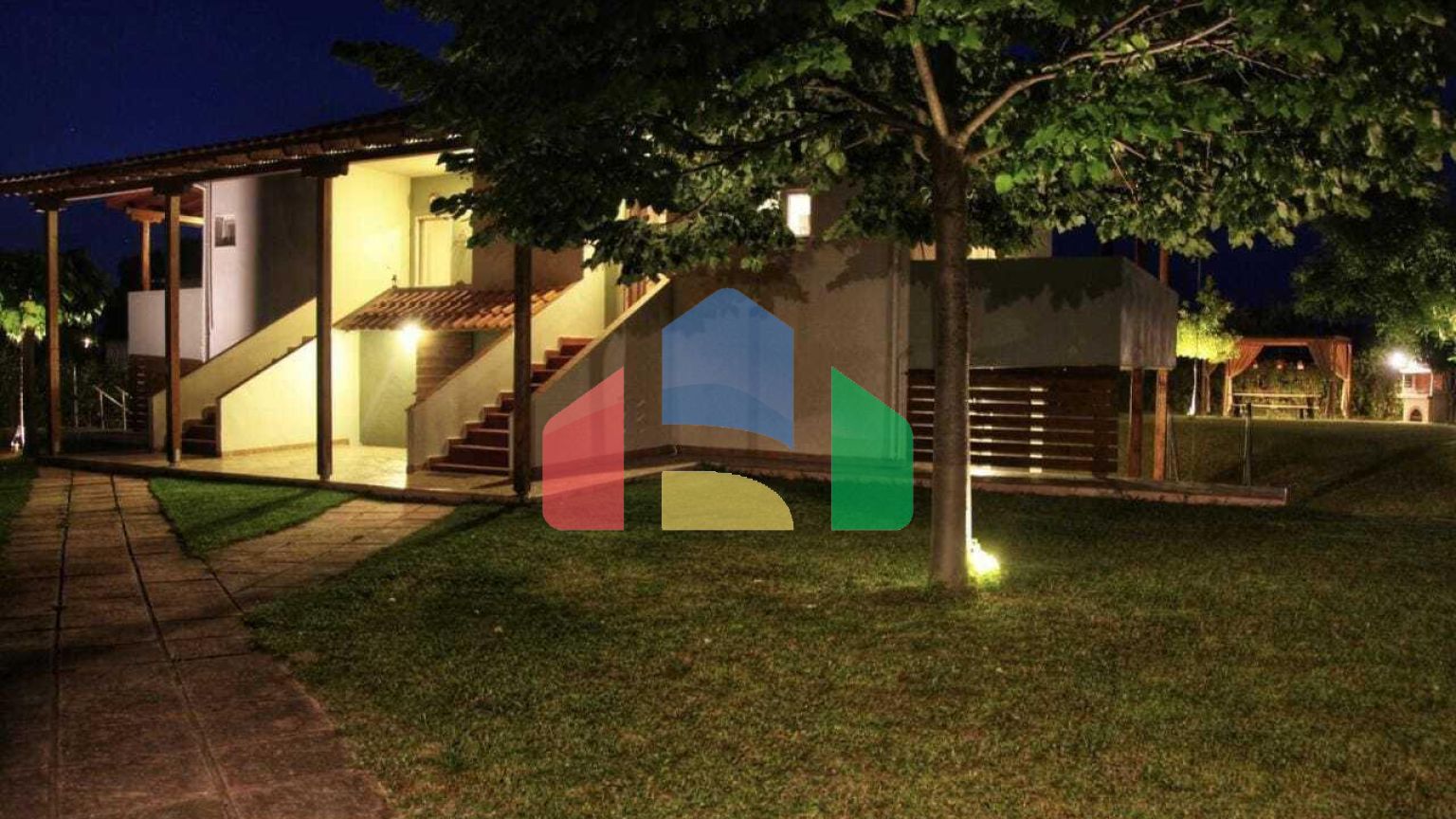 Продаж - Таунхаус 166 m² на Олімпійській Рив'єрі