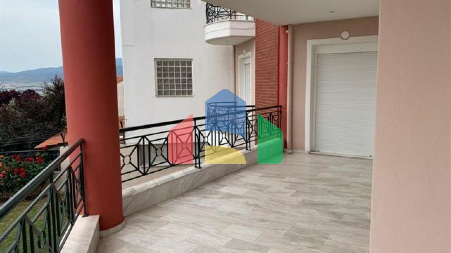 Продажа - Вилла 200 m² в пригороде Салоник