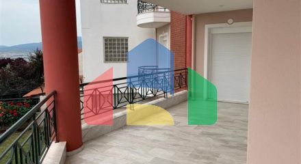 Продажа - Вилла 200 m² в пригороде Салоник