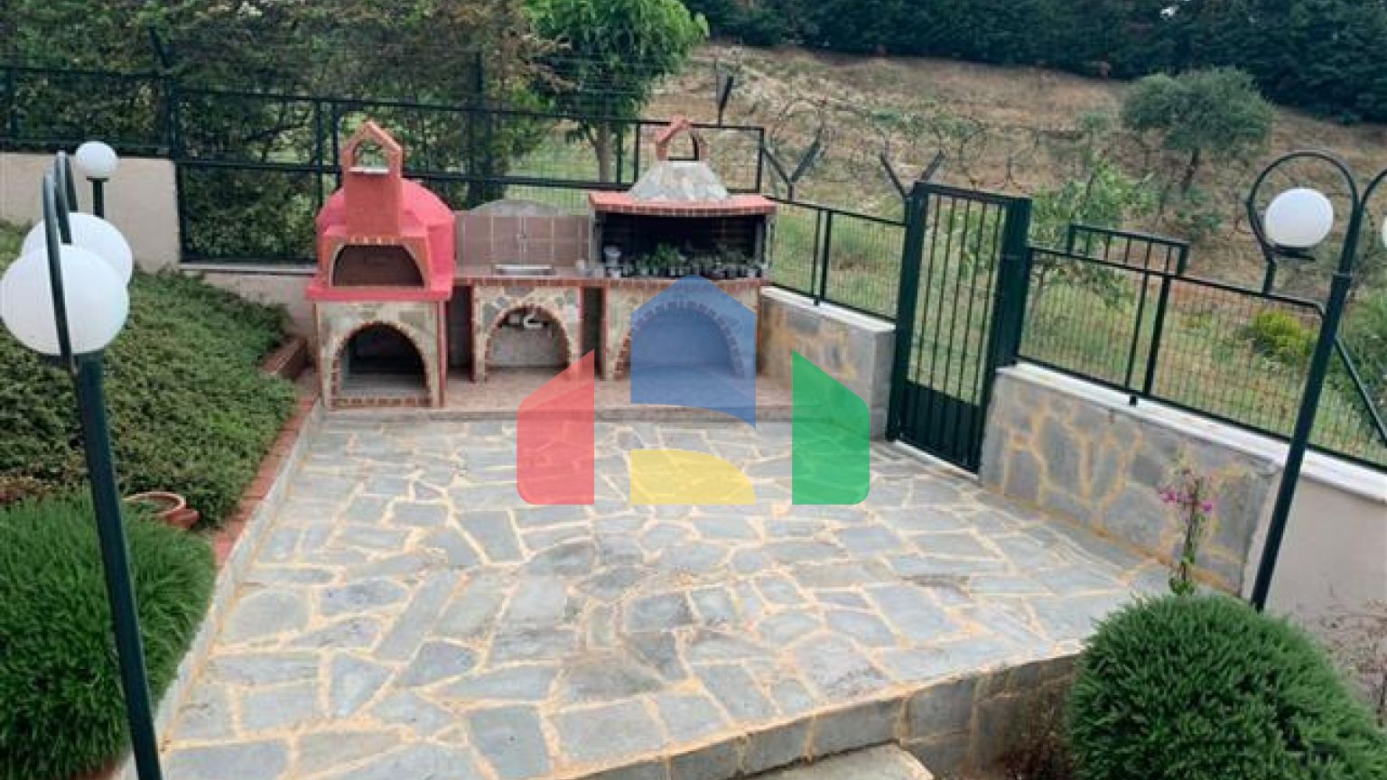 Продажа - Вилла 200 m² в пригороде Салоник