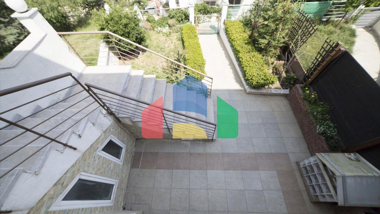 Продажа - Таунхаус 235 m² в пригороде Салоник