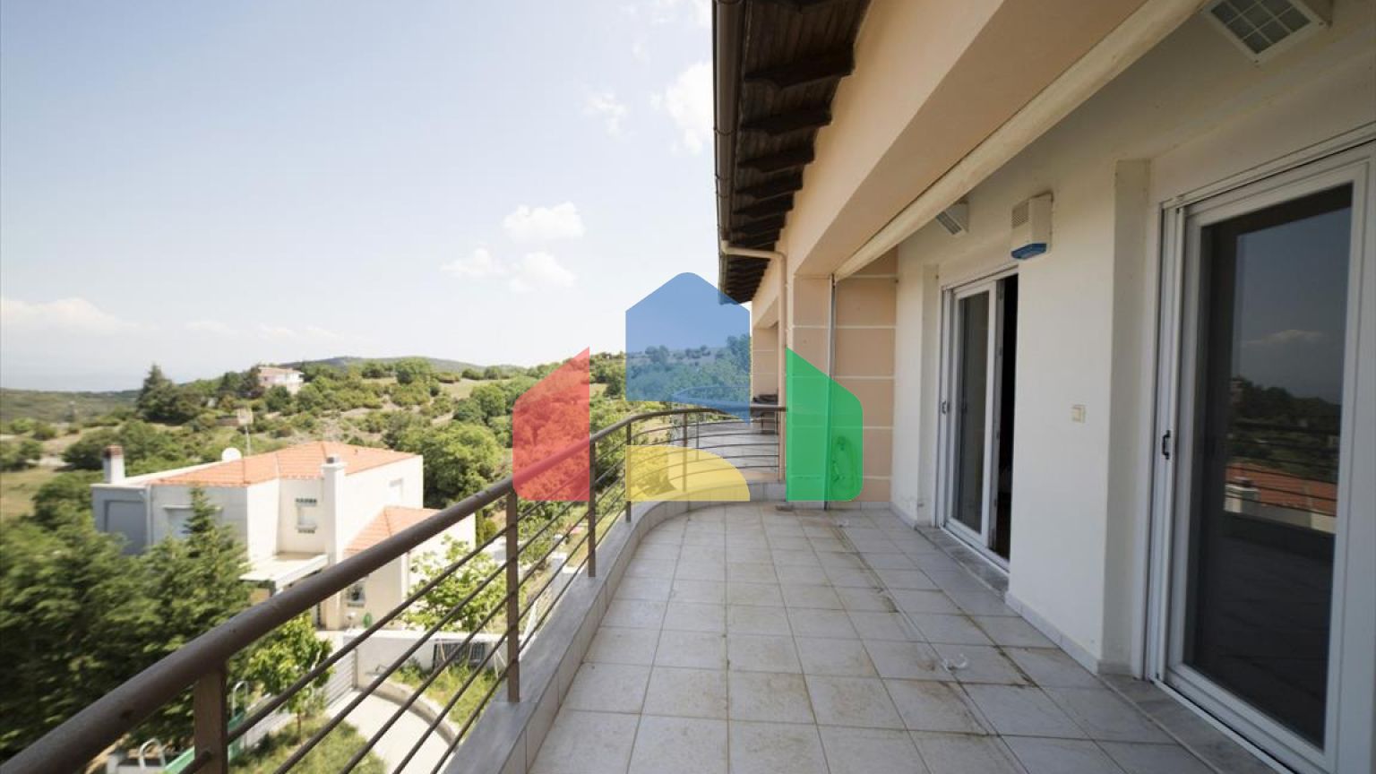 Продажа - Таунхаус 235 m² в пригороде Салоник