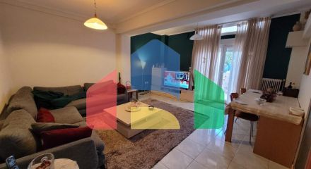 Продаж - Таунхаус 195 m² в передмісті Салонік