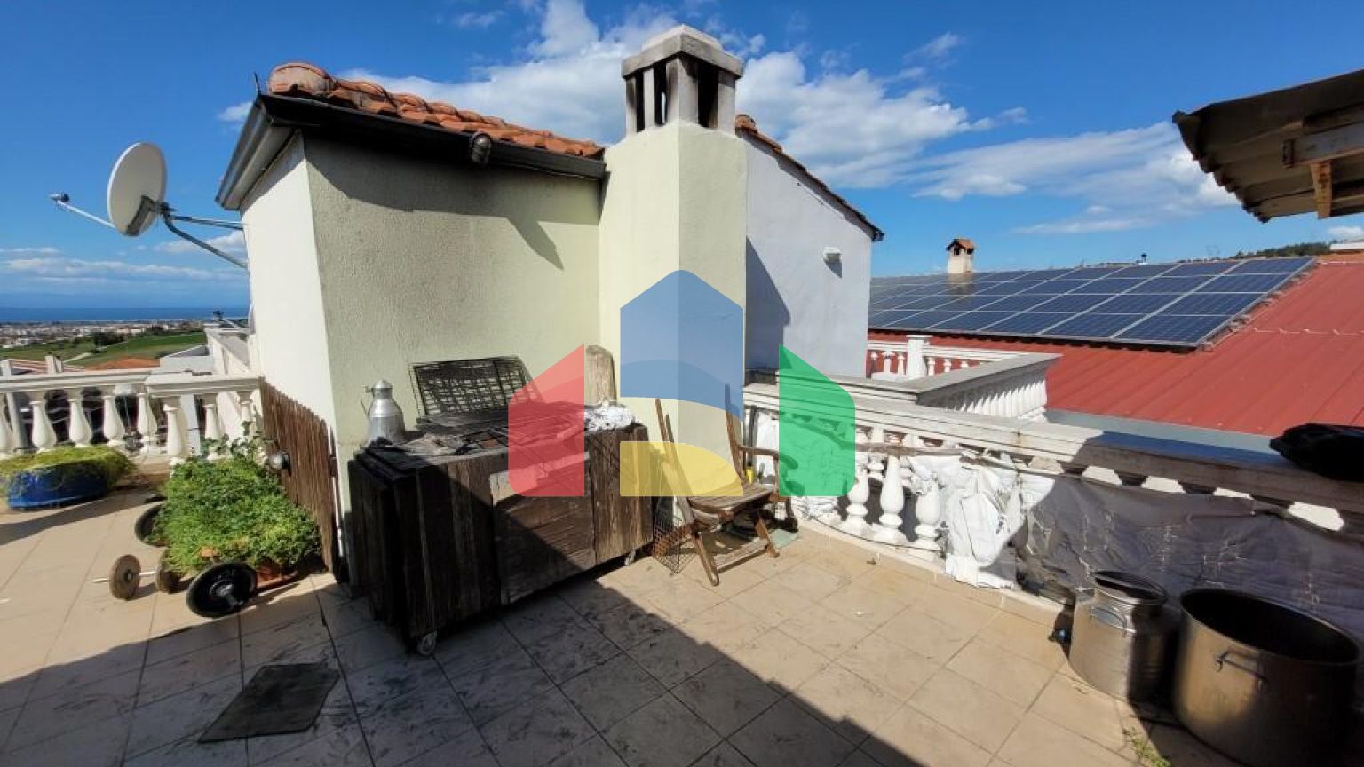 Продаж - Таунхаус 195 m² в передмісті Салонік