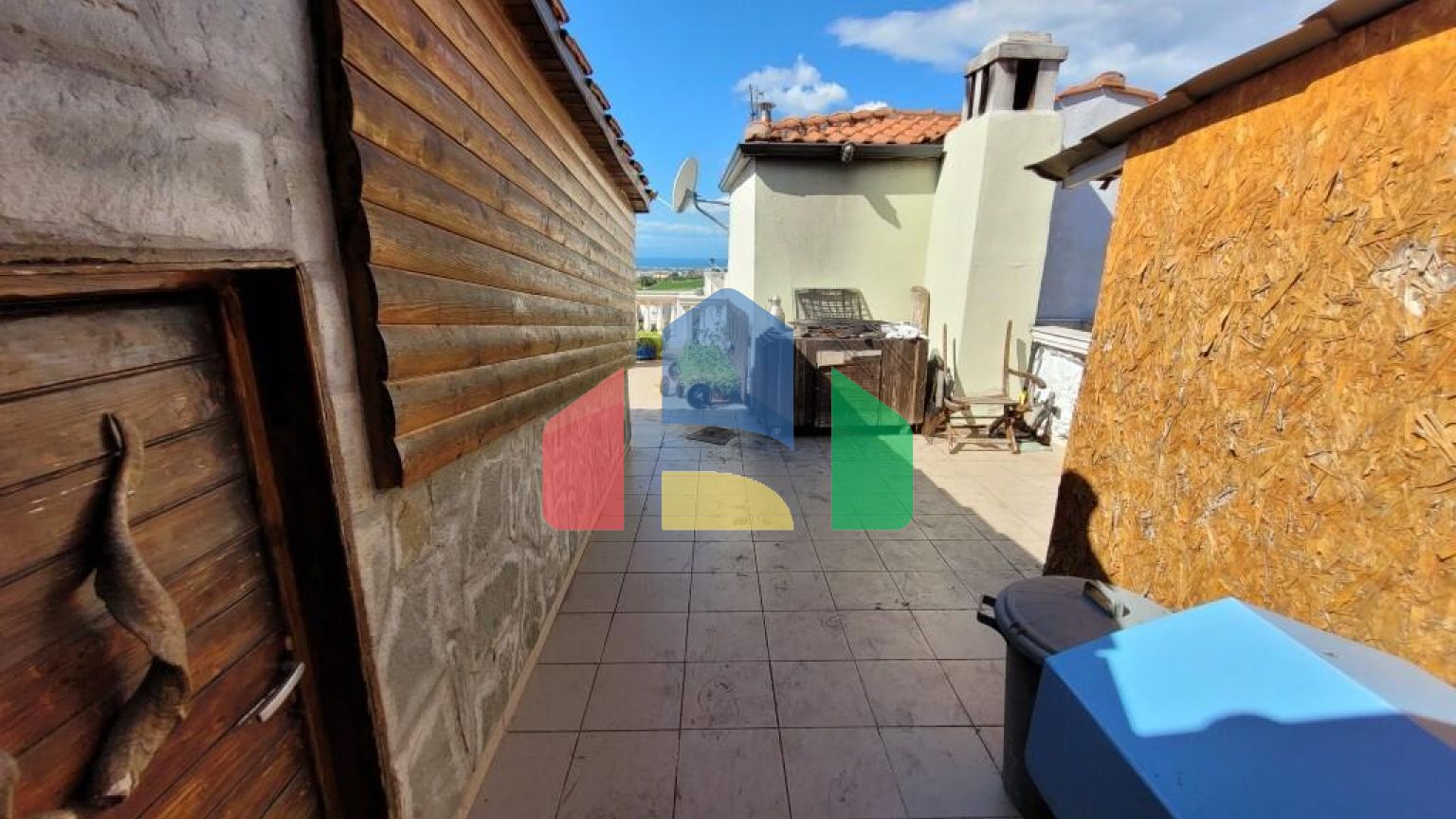 Продаж - Таунхаус 195 m² в передмісті Салонік