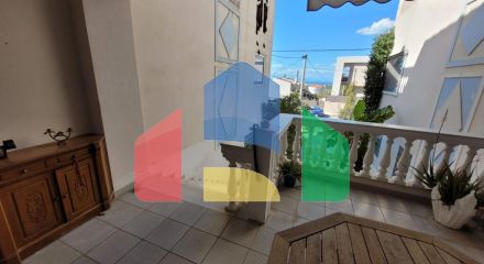 Продаж - Таунхаус 195 m² в передмісті Салонік