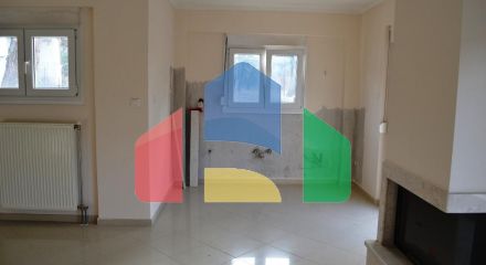 Продажа - Таунхаус 102 m² в пригороде Салоник