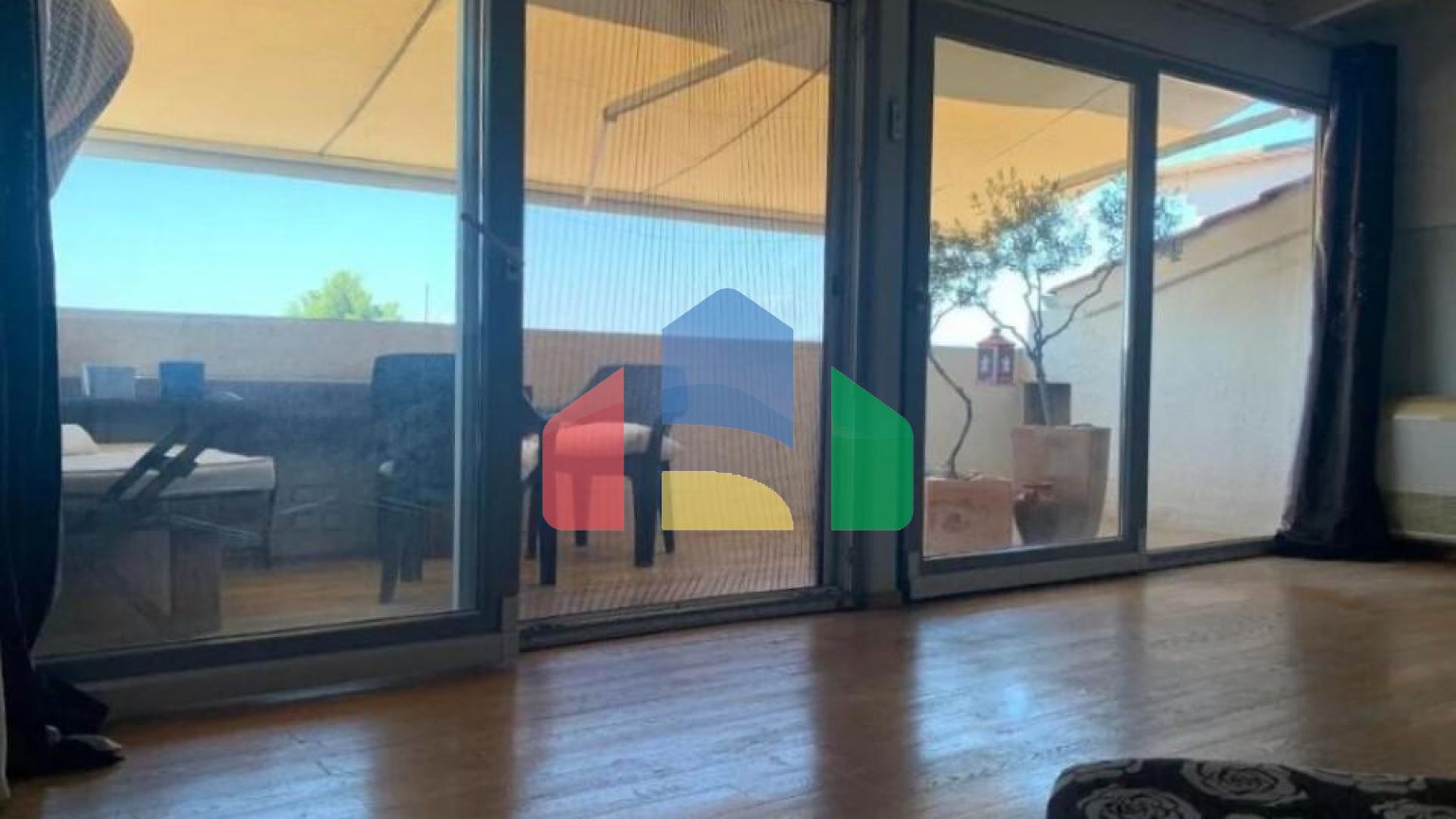 Продажа - Двухуровневая квартира 175 m² в пригороде Салоник