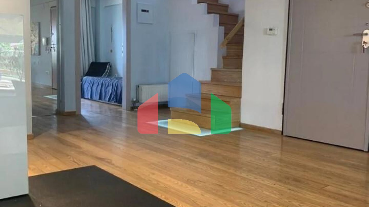 Продажа - Двухуровневая квартира 175 m² в пригороде Салоник