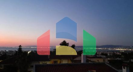 Продажа - Двухуровневая квартира 175 m² в пригороде Салоник