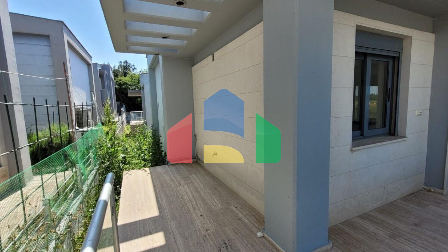 Продажа - Таунхаус 149 m² в пригороде Салоник