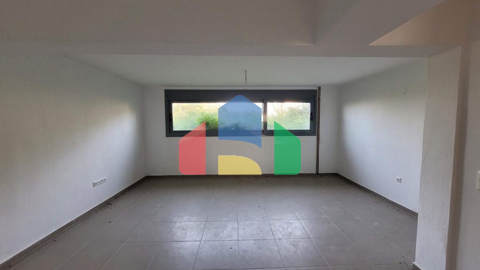 Продажа - Таунхаус 149 m² в пригороде Салоник