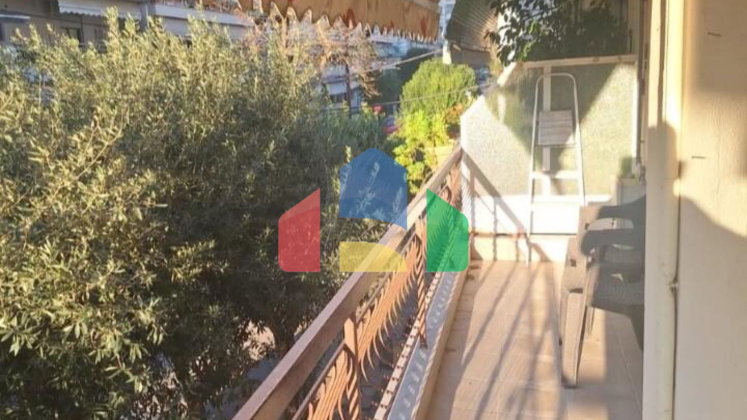 Продаж - Квартира 86 m² в передмісті Салонік