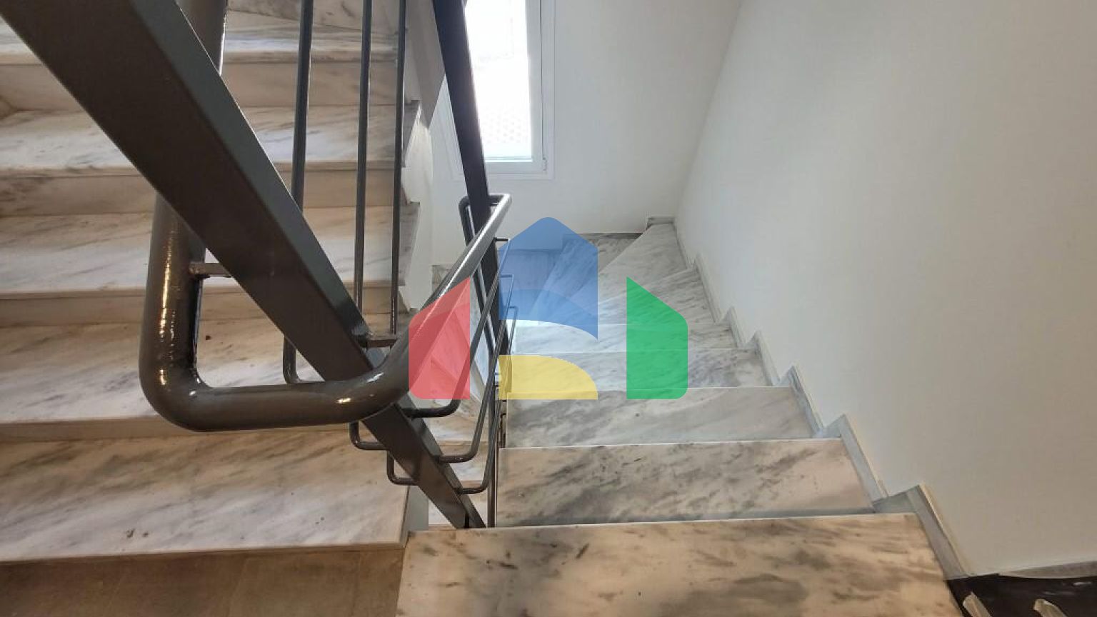 Продаж - Квартира 54 m² в передмісті Салонік