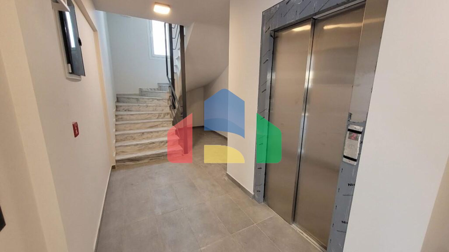 Продаж - Квартира 54 m² в передмісті Салонік