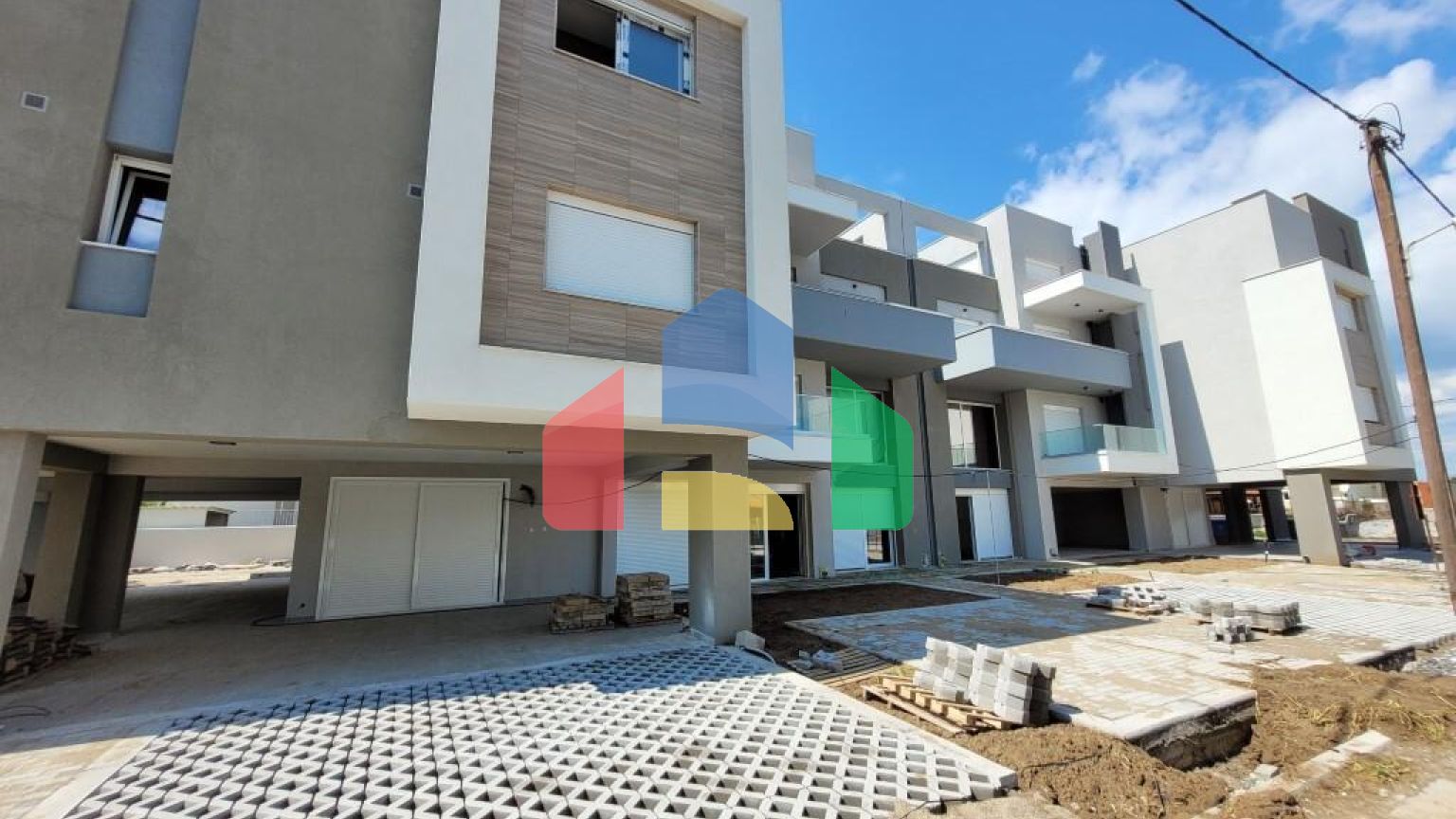 Продаж - Квартира 54 m² в передмісті Салонік