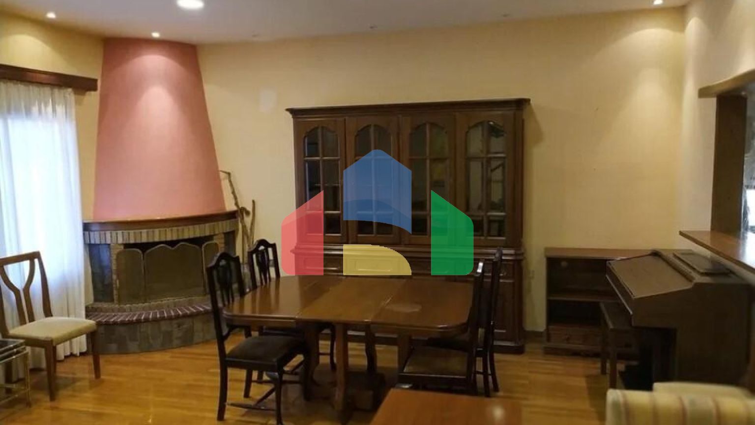 Продаж - Котедж 285 m² в передмісті Салонік