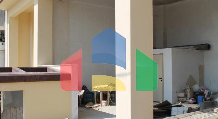 Продаж - Комерційна нерухомість 70 m² в передмісті Салонік