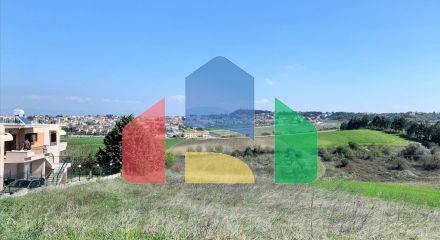Продаж - Земельна ділянка 3800 m² в передмісті Салонік