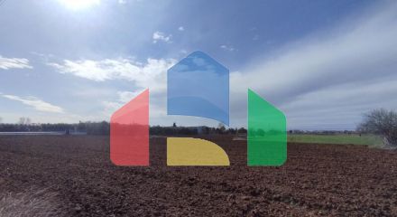Продаж - Земельна ділянка 6596 m² в передмісті Салонік
