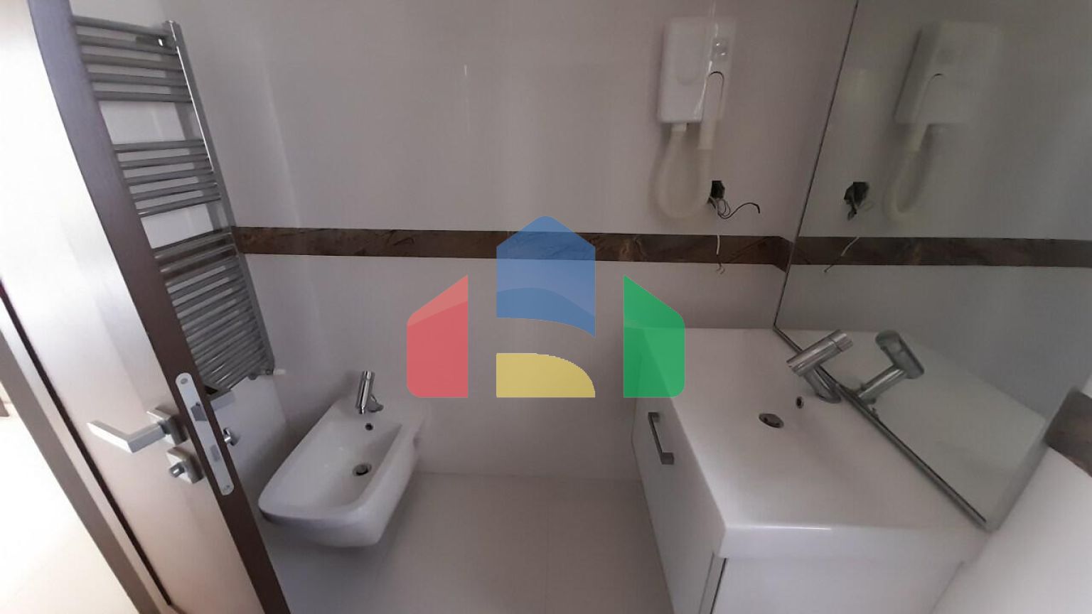 Продаж - Котедж 410 m² в передмісті Салонік