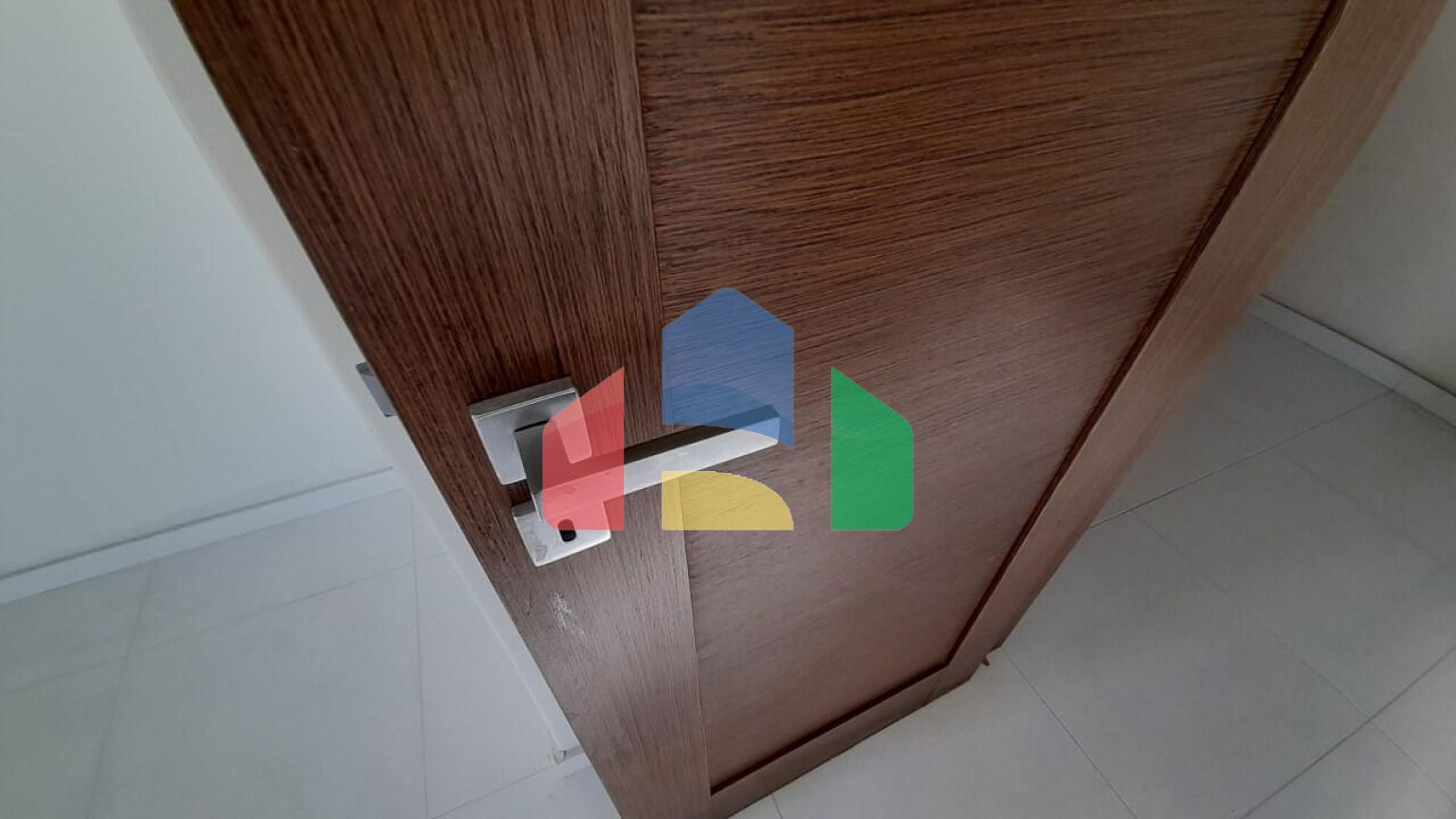 Продаж - Котедж 410 m² в передмісті Салонік