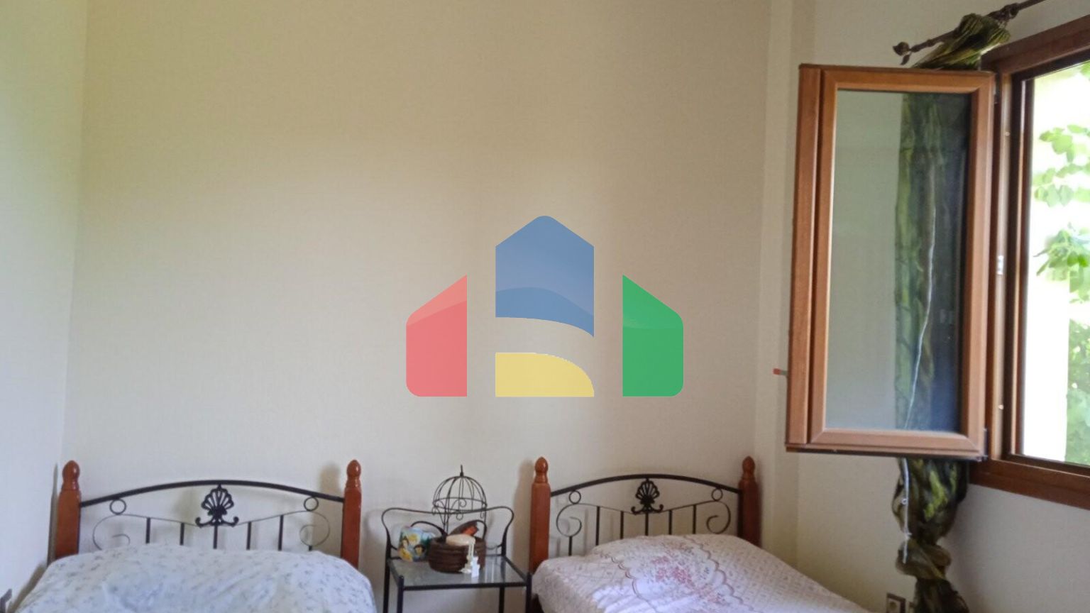 Продаж - Котедж 300 m² в передмісті Салонік