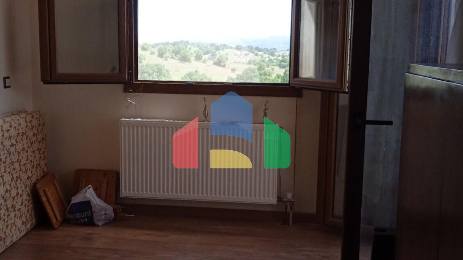 Продаж - Котедж 300 m² в передмісті Салонік