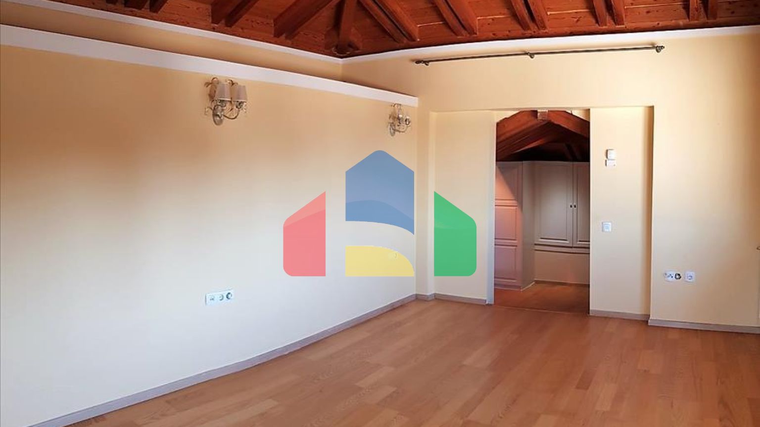 Продажа - Вилла 460 m² в пригороде Салоник