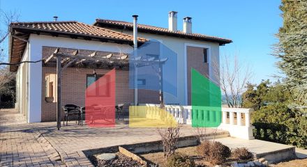 Продажа - Вилла 460 m² в пригороде Салоник Продажа - Вилла 460 m² в пригороде Салоник