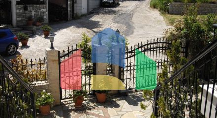 For Sale - Detached house 270 m² in the suburbs of Thessaloniki