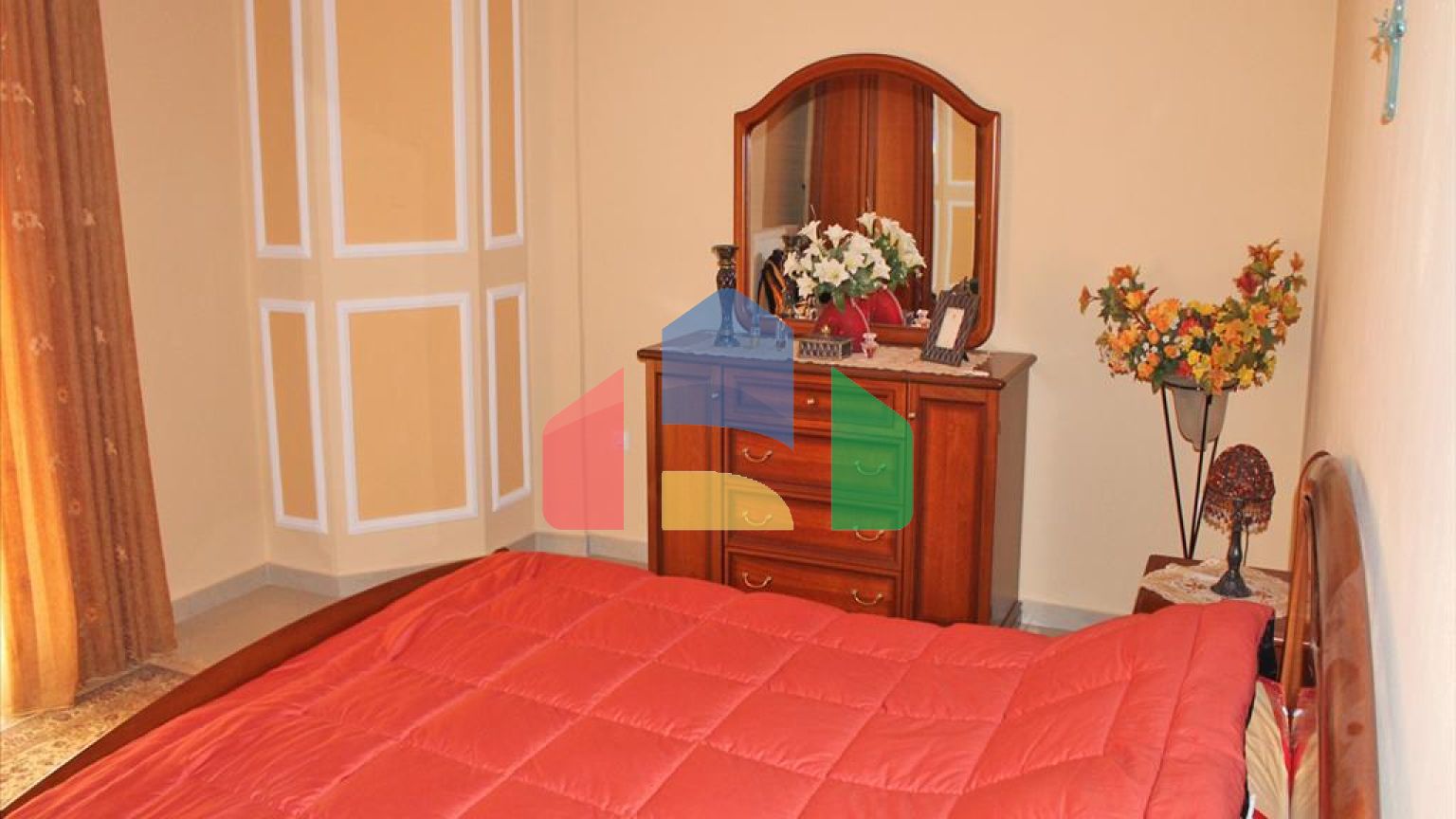 Продаж - Котедж 270 m² в передмісті Салонік