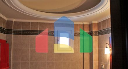 Продаж - Котедж 270 m² в передмісті Салонік