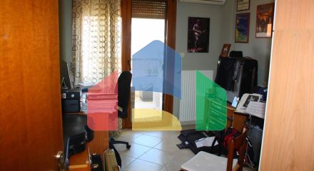 Продажа - Квартира 135 m² в пригороде Салоник