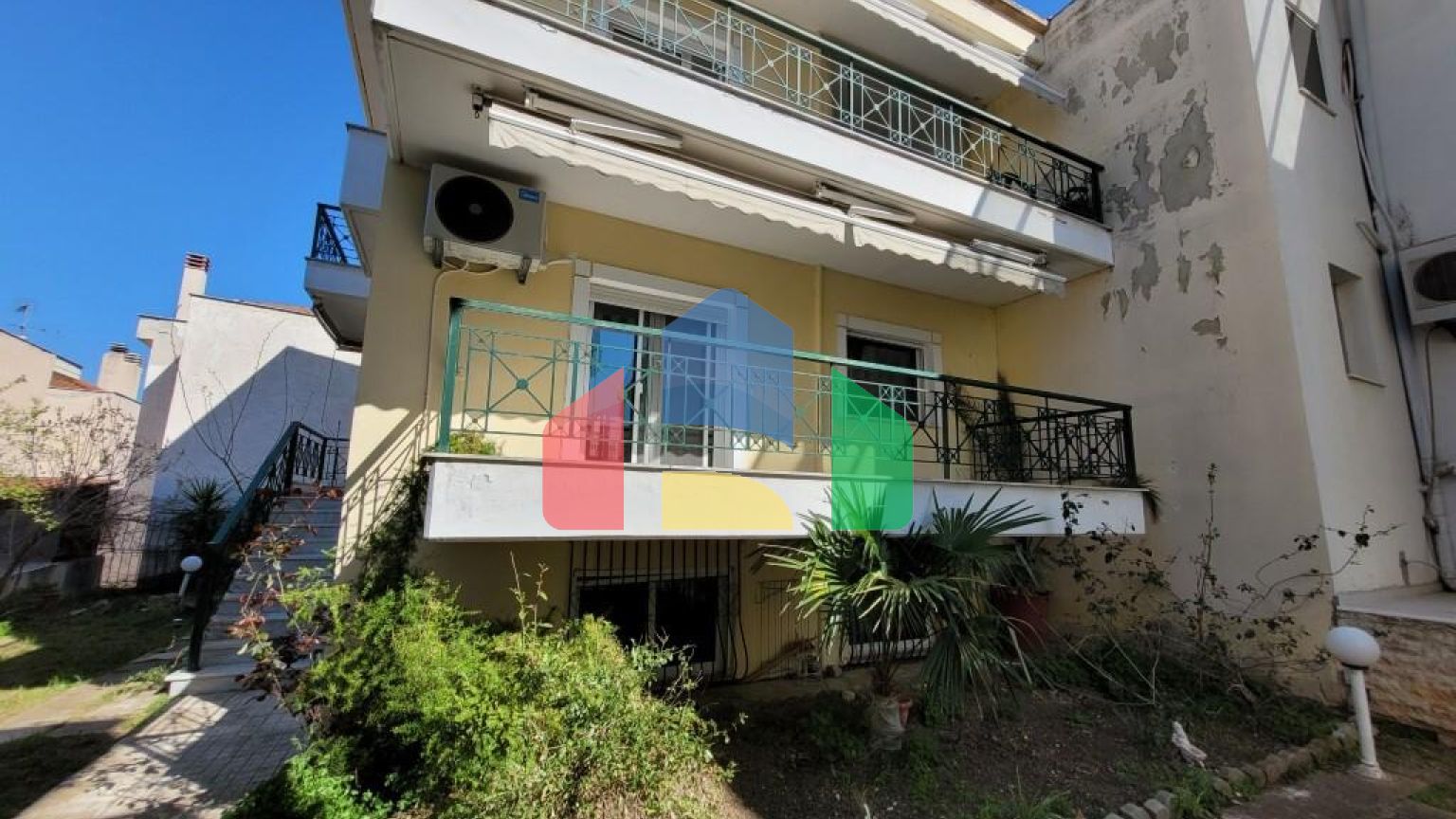 Продажа - Таунхаус 151 m² в пригороде Салоник