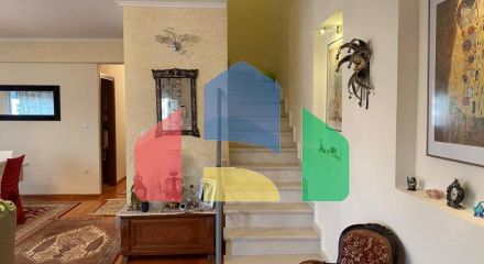 Продаж - Таунхаус 225 m² в передмісті Салонік