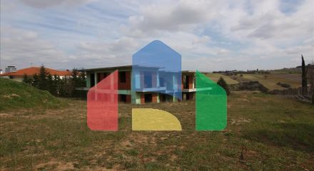 For Sale - Detached house 379 m² in the suburbs of Thessaloniki