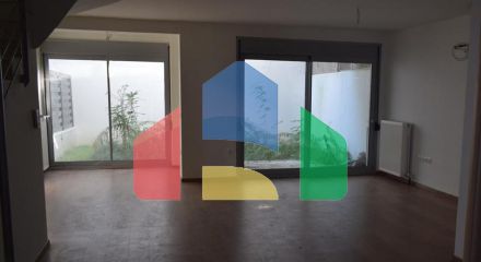 Продажа - Таунхаус 200 m² в пригороде Салоник