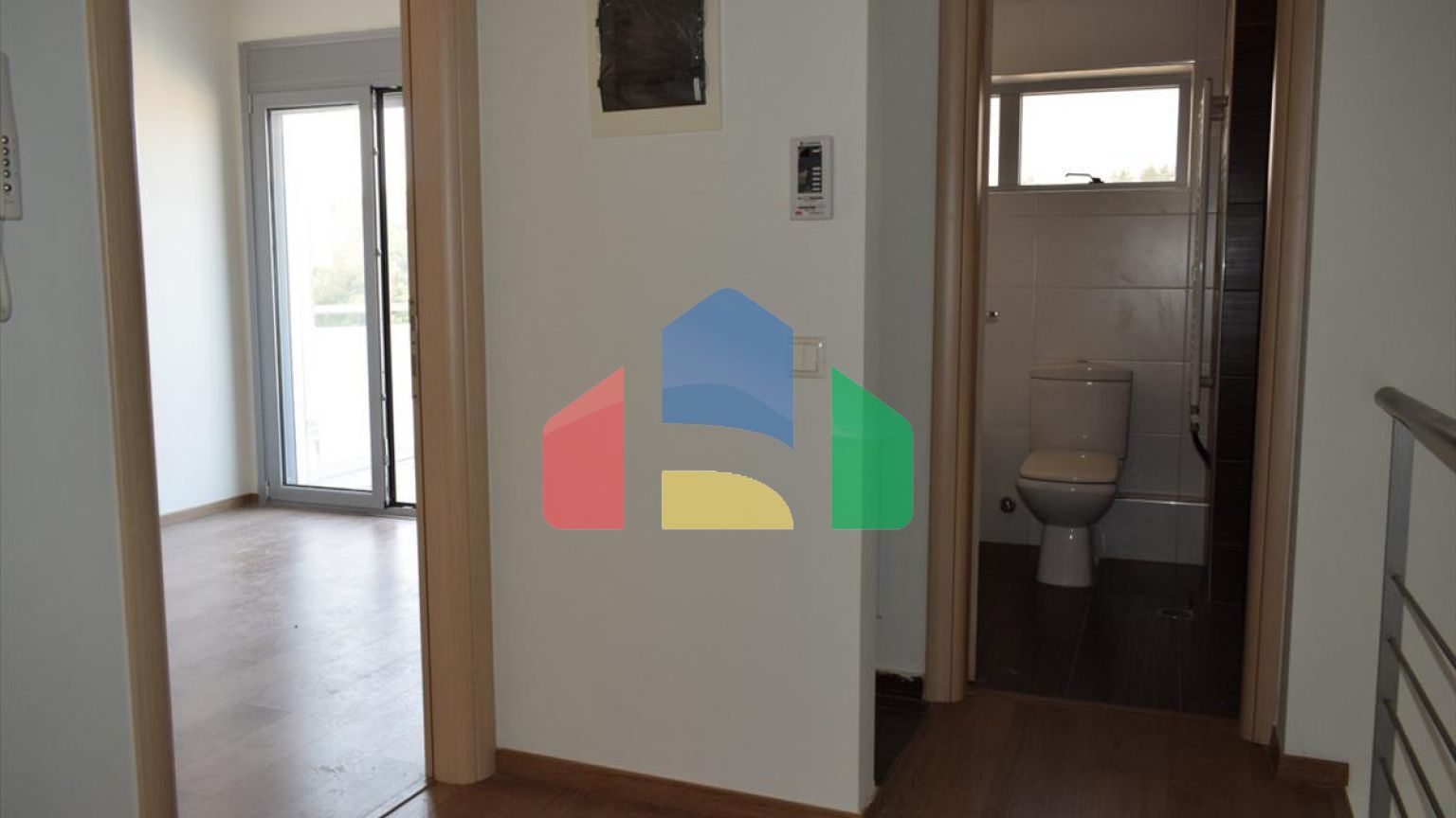 Продаж - Таунхаус 200 m² в передмісті Салонік