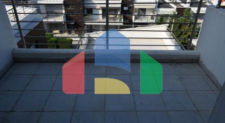 Продаж - Таунхаус 200 m² в передмісті Салонік