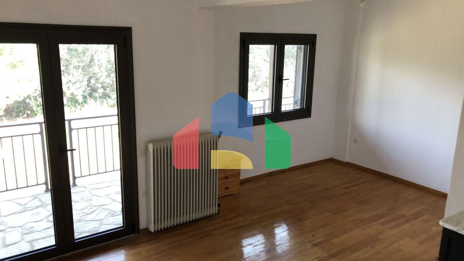 Продаж - Котедж 200 m² в передмісті Салонік