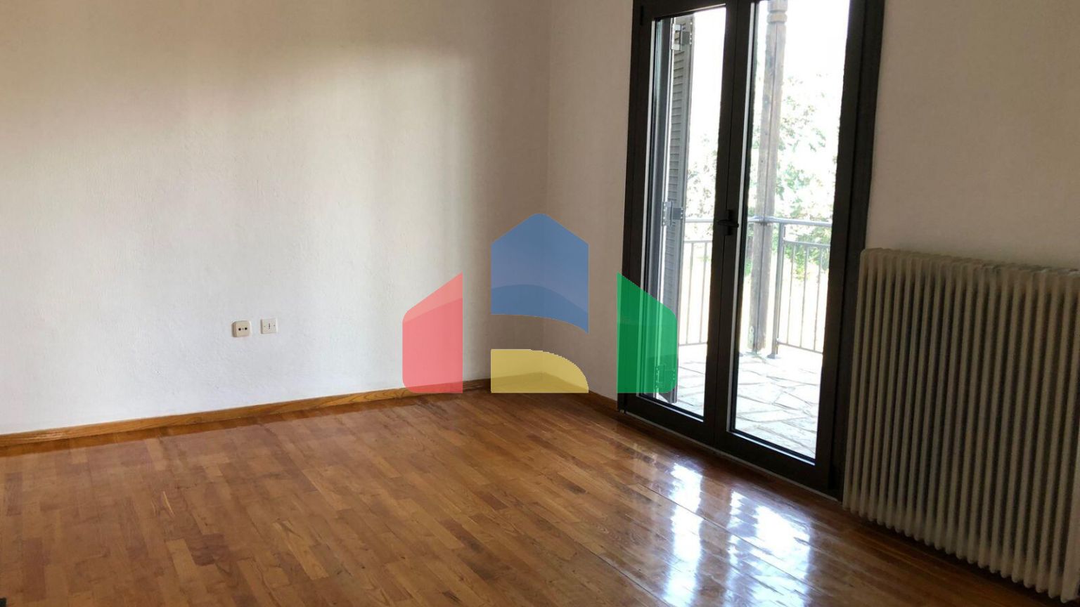 Продаж - Котедж 200 m² в передмісті Салонік