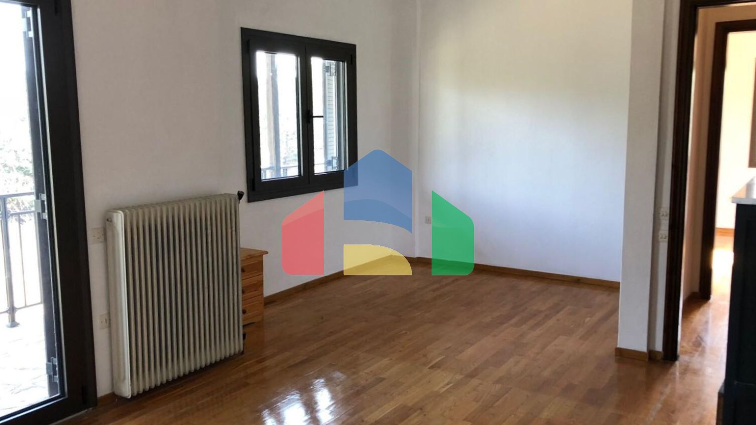 Продаж - Котедж 200 m² в передмісті Салонік