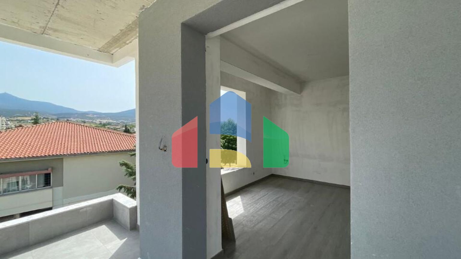 Продажа - Таунхаус 120 m² в пригороде Салоник