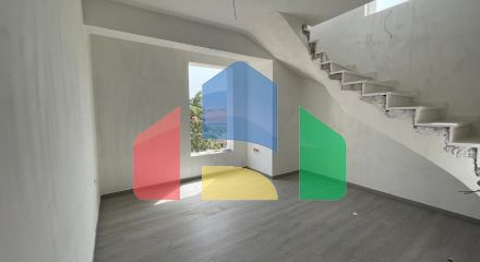 Продажа - Таунхаус 120 m² в пригороде Салоник Продажа - Таунхаус 120 m² в пригороде Салоник