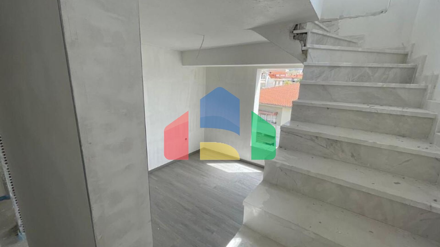 Продажа - Таунхаус 120 m² в пригороде Салоник