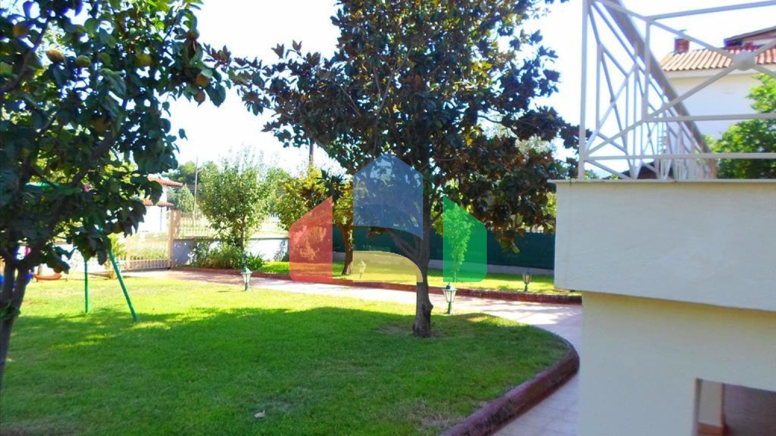 Продаж - Котедж 350 m² в передмісті Салонік